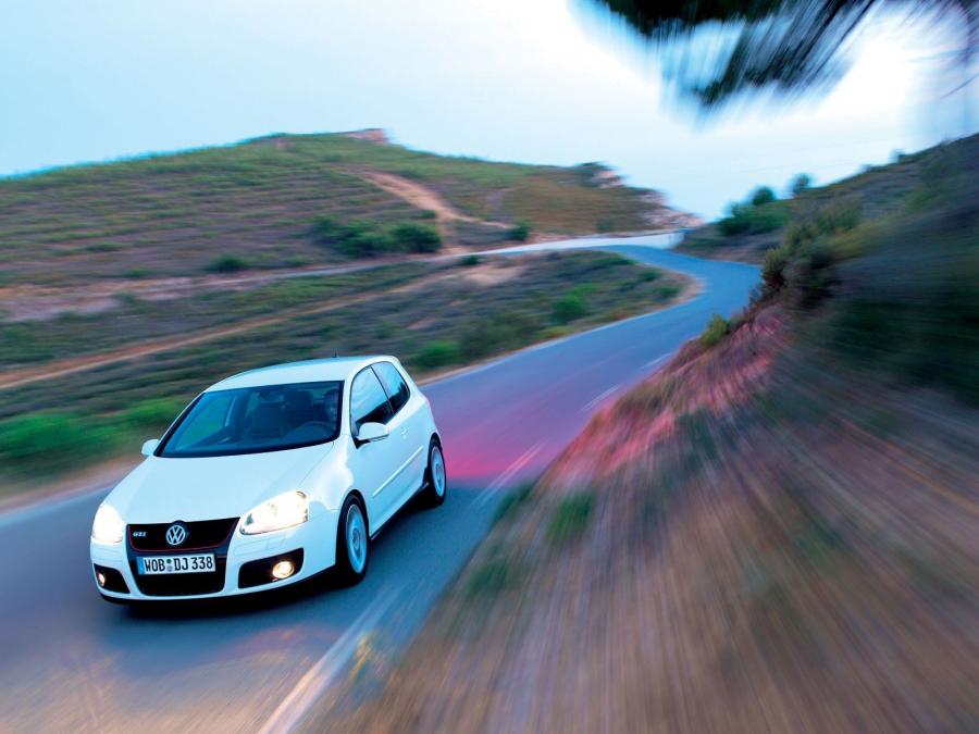  Volkswagen Golf GTi 2005 года  (фото 109 из 135)